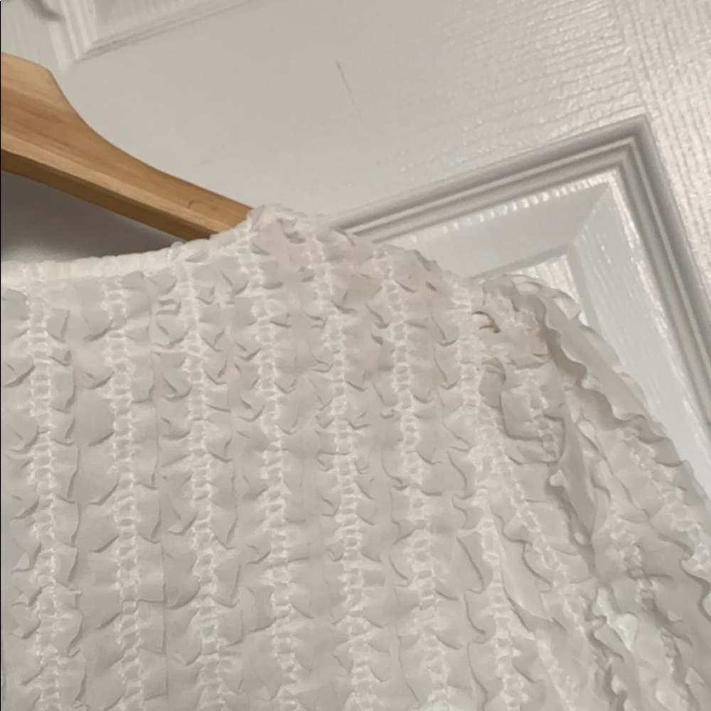 White Ruffle Set - image 4